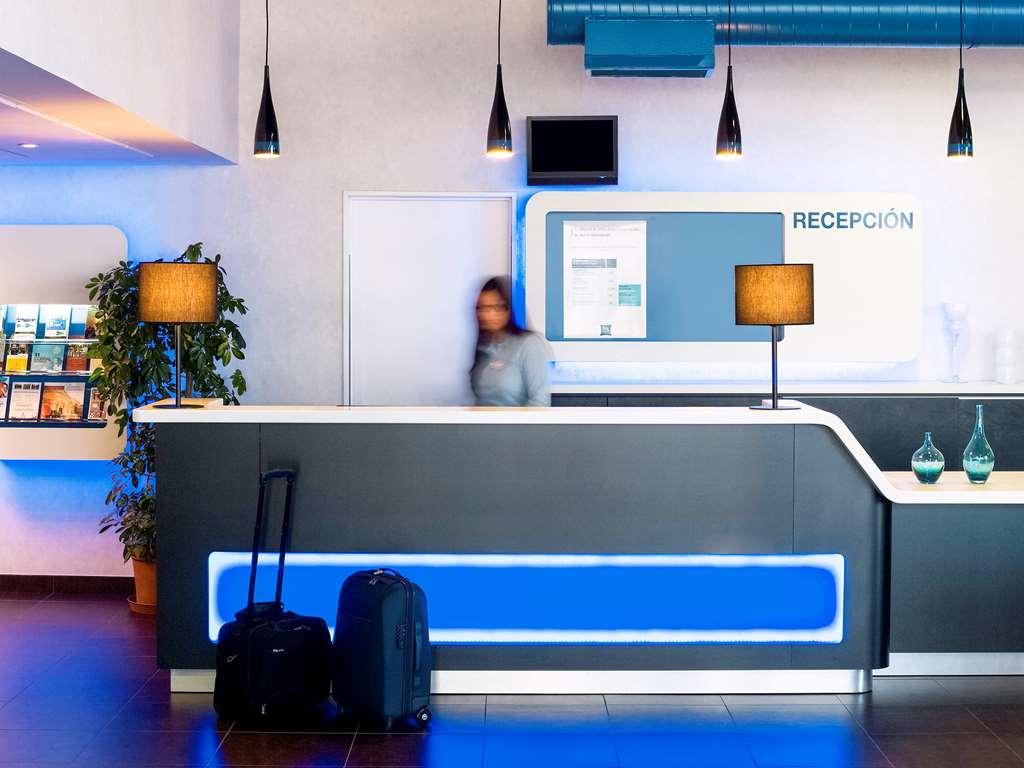 Ibis Budget Madrid Alcala De Henares La Dehesa Exterior foto
